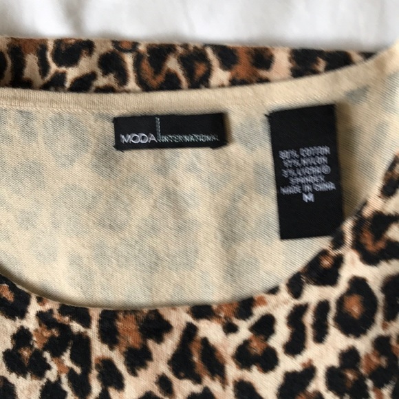 COPY - Moda International leopard print stretch dress - Picture 3 of 5